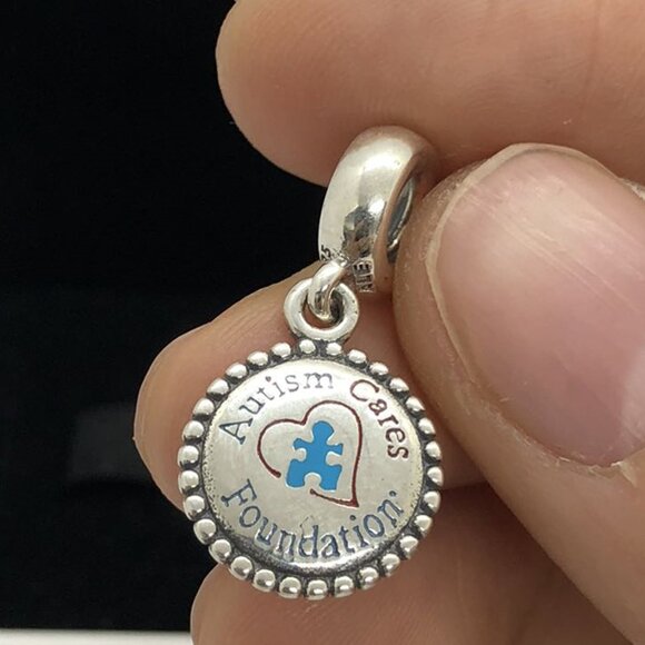 ✨🔥Pandora PUZZLE PIECE Dangle Charm - Picture 1 of 5